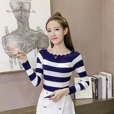 Modern női blúz csupasz váll