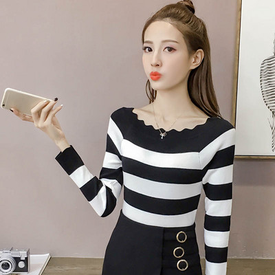 Modern női blúz csupasz váll