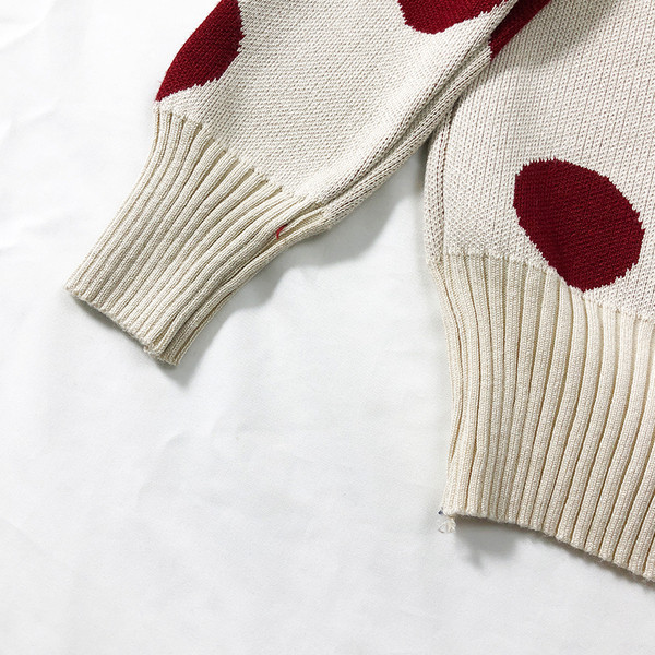 Női pöttyös pulóver több színben