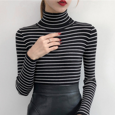 Pulover de damă cu dungi în diferite culori