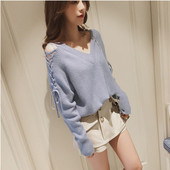 Μοντέρνο γυναικείο  πουλόβερ σε διάφορα χρώματα με γυμνά ώμοι