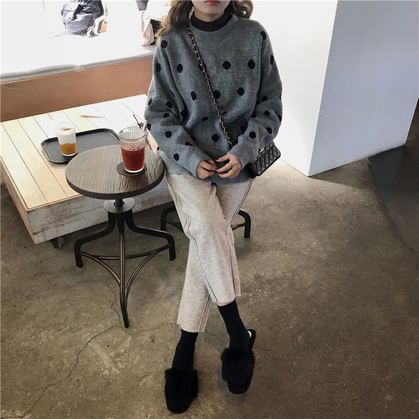 Pulover de dama modern in doua culori