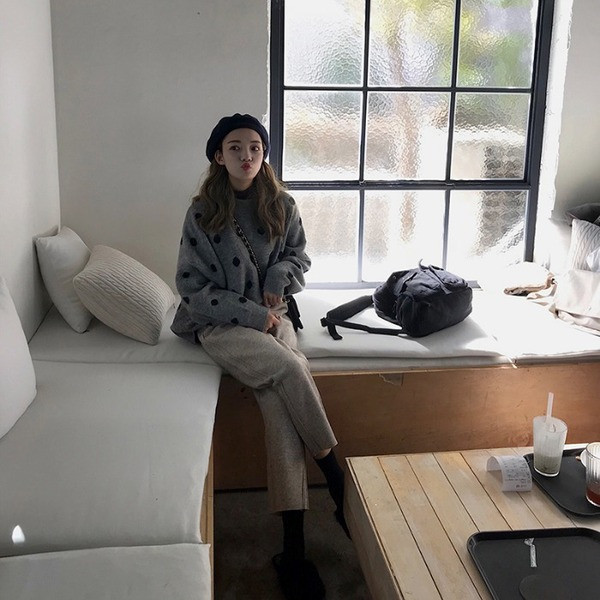 Pulover de dama modern in doua culori