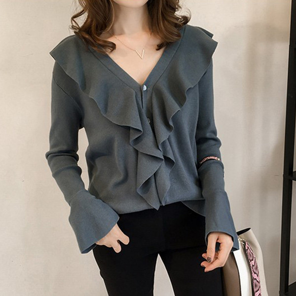 Stílusos női blúz V-nyakkal