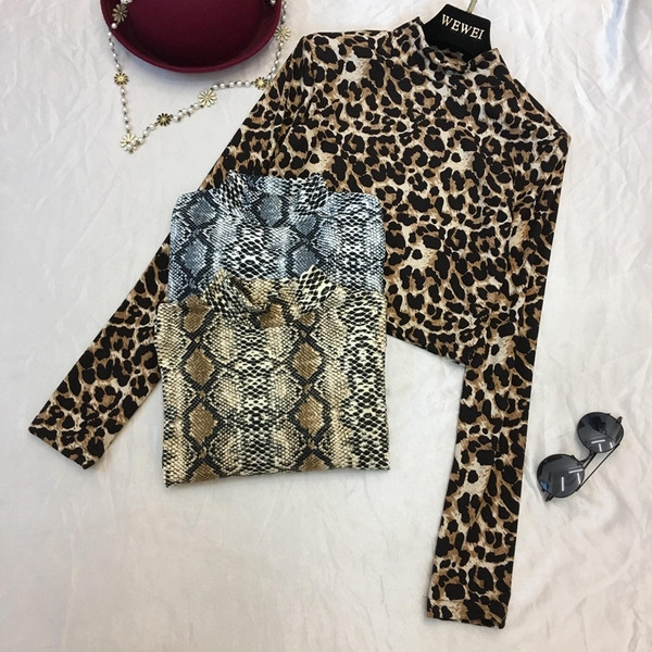 Γυναικείες μπλούζες με εκτύπωση σε τρία χρώματα