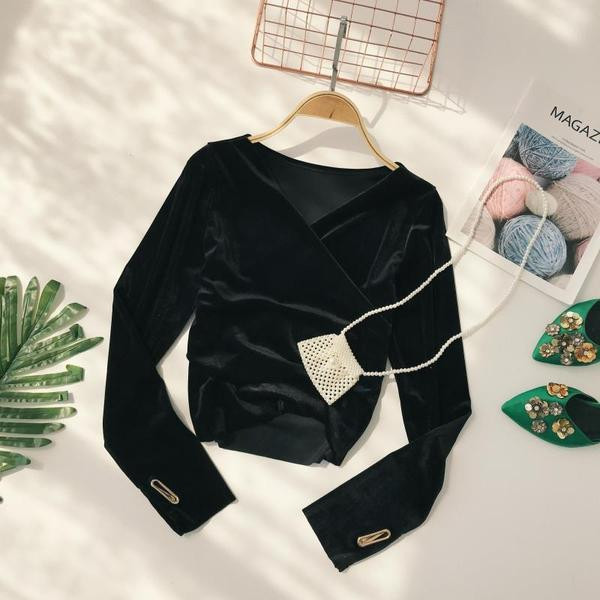 Stílusos női blúz különböző színekben