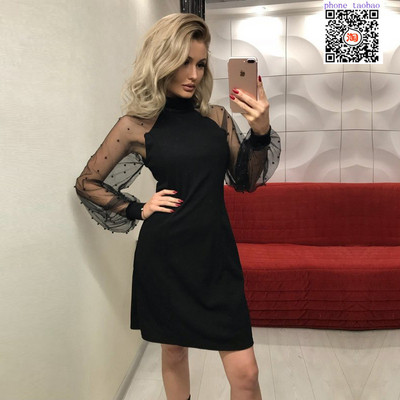 Стилна дамска рокля с прозрачни ръкави в няколко цвята