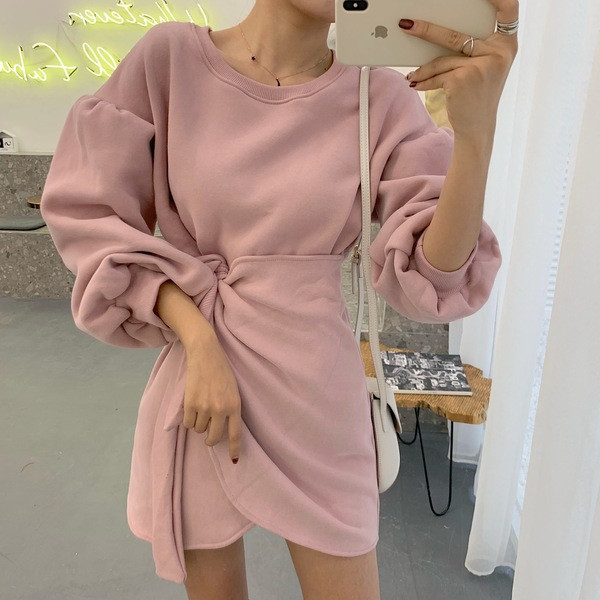 Ежедневна дамска рокля с широки ръкави и връзки в три цвята