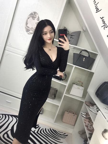 Модерна дамска рокля с V-образно деколте в черен цвят