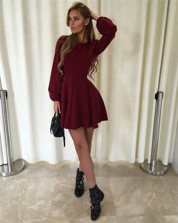 Модерна дамска рокля разкроен модел  в черен и червен цвят