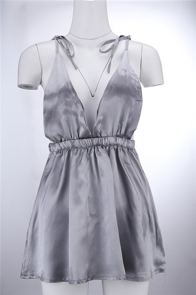 Дамска рокля с дълбоко V-образно деколте в няколко цвята 