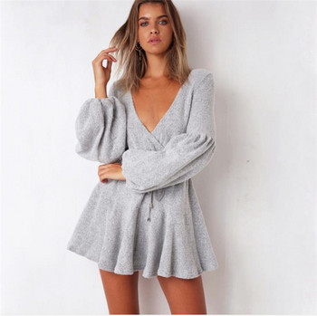 Ежедневна дамска рокля разкроен модел и V-образно деколте в няколко цвята 