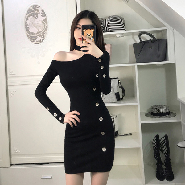 Дамска стилна рокля в черен цвят - Slim модел