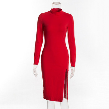 Стилна дамска рокля с цепка в бял ,черен и червен цвят 