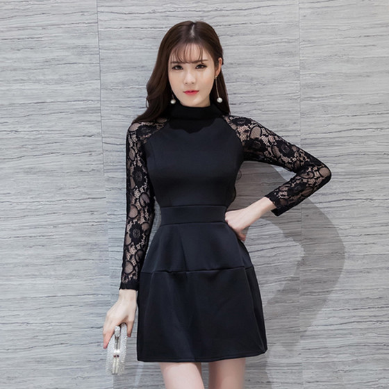 Модерна дамска рокля с дантела в черен и червен цвят