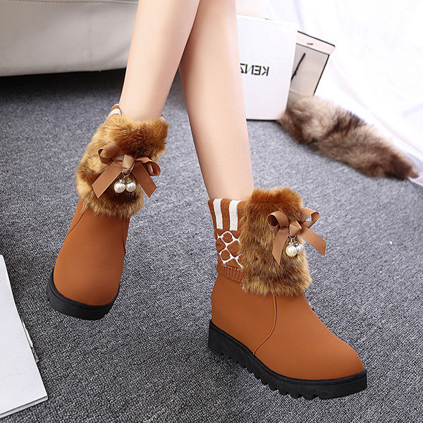 Ежедневни дамски боти с пух и панделка в черен и кафяв цвят