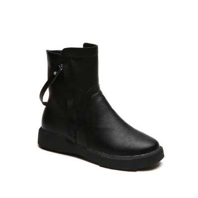 Актуални дамски боти от еко кожа в два цвята