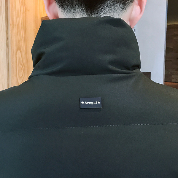 Мъжко яке за зимата в черен и тъмнозелен цвят