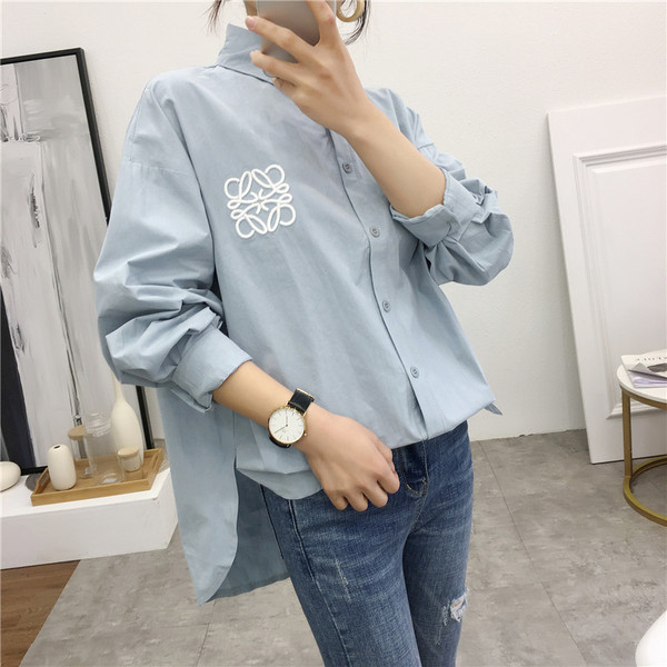 Модерна дамска риза широк  модел в няколко цвята 