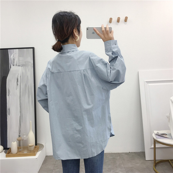 Модерна дамска риза широк  модел в няколко цвята 