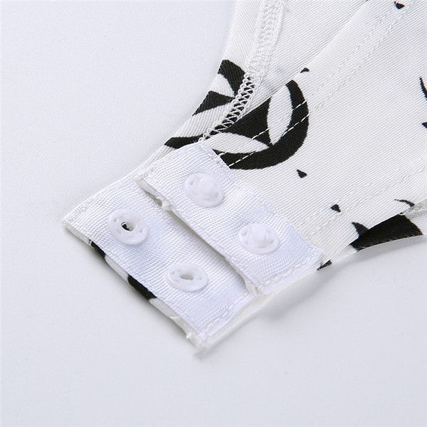 Модерно дамско  памучно боди с апликация в бял цвят 