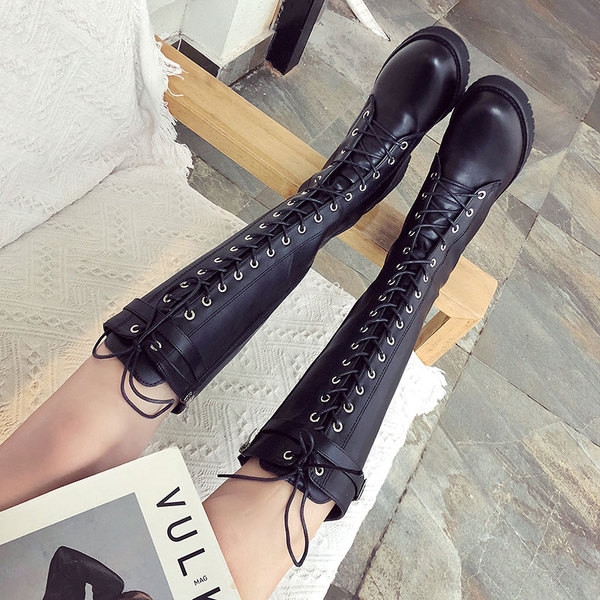 Дамски ботуши от еко кожа в черен цвят - три модела