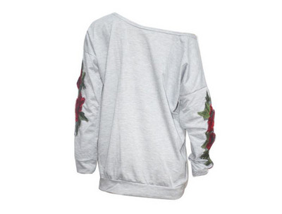 Модерна дамска блуза с бродерия и разкъсани мотиви в няколко цвята