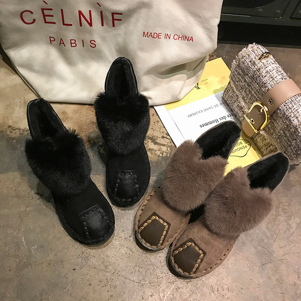 ÚJ modern női csizma télre, fekete és barna pehelyszínnel