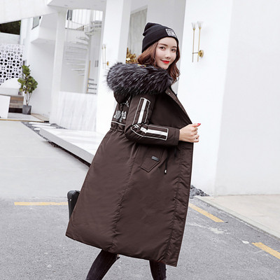 Μοντέρνο γυναικείο μπουφάν σε διάφορα χρώματα