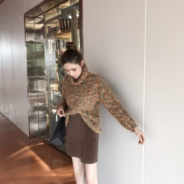 Модерна дамска пола в два цвята - кафяв и черен