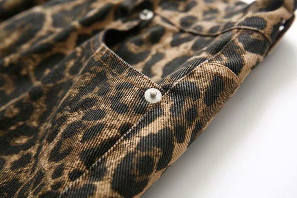 Дамска пола в леопардов принт