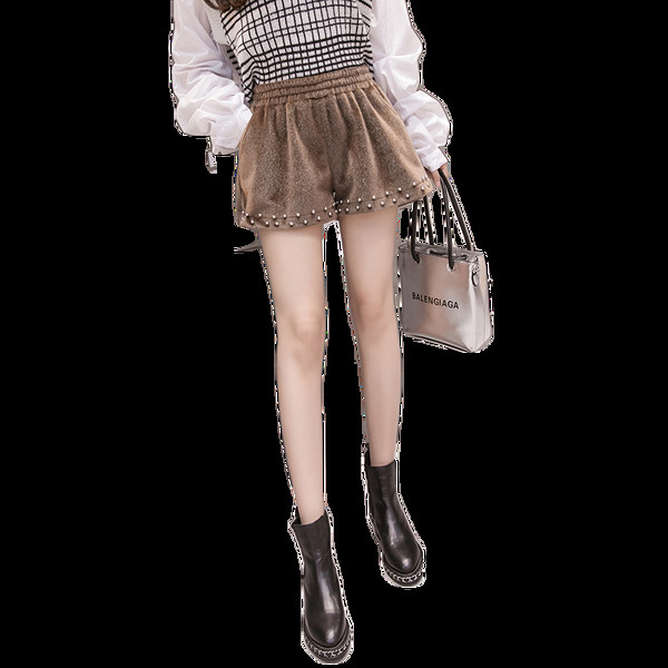 Модерен дамски къс панталон в три цвята