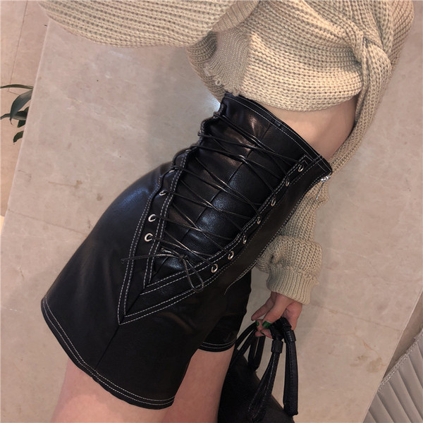 Дамски къси панталони с висока талия