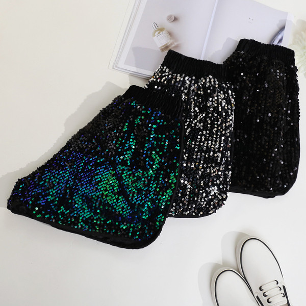 Дамски къс панталон с пайети в четири цвята