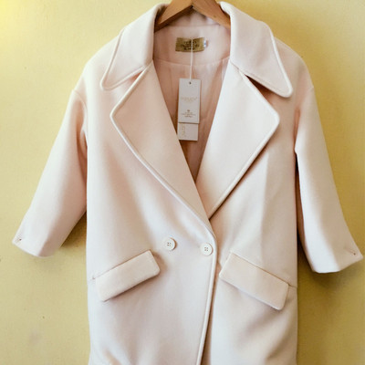 Стилно дамско палто къс модел в два цвята