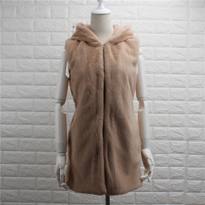 Модерен дамски пухен елек с качулка в няколко цвята