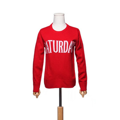 Зимна дамска блуза с цветна бродерия в няколко цвята