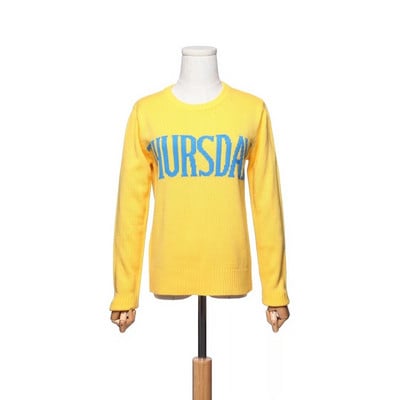 Зимна дамска блуза с цветна бродерия в няколко цвята