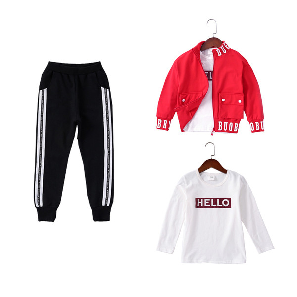 Három részből álló gyermek sportkészlet, három színben felirattal