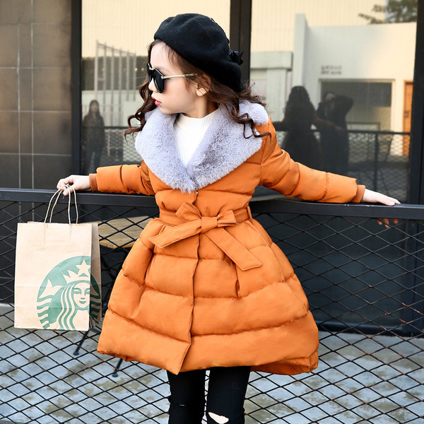 Стилно детско яке разкроен модел с пухена яка в три цвята