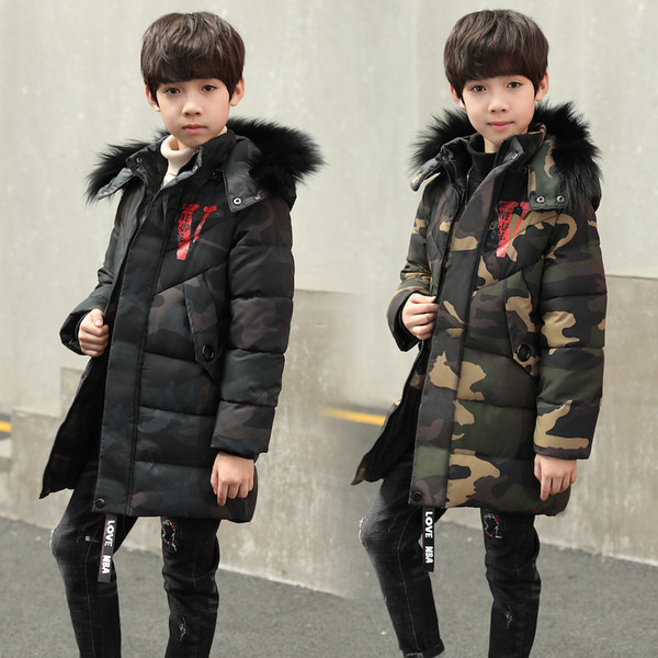 Зимно детско яке за момчета в камуфлажен десен дълъг модел 