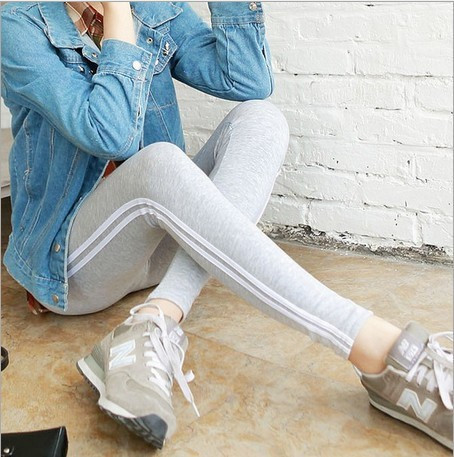 Памучен дамски клин с еластична талия и странични кантове в няколко цвята