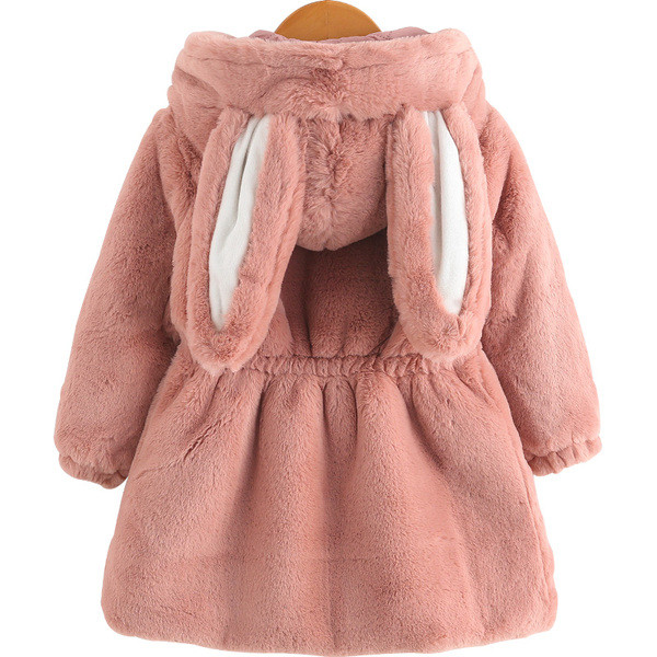 Модерно детско  пухено яке за момичета с 3D - елемнт в розов и кафяв цвят 