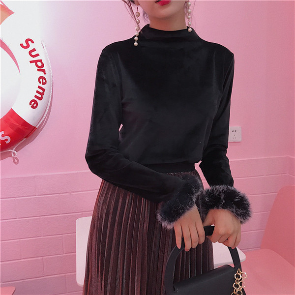 Актуална дамска блуза в три цвята