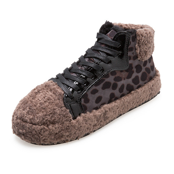 Női topikus csizma két színben