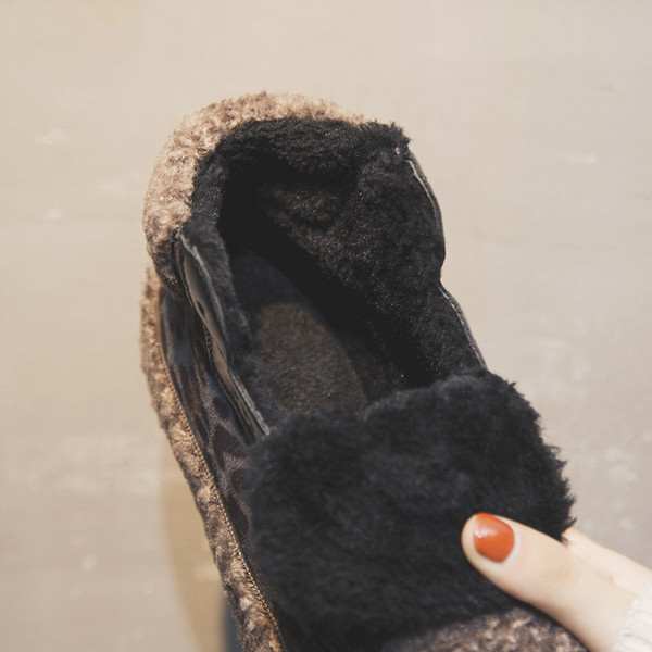 Női topikus csizma két színben