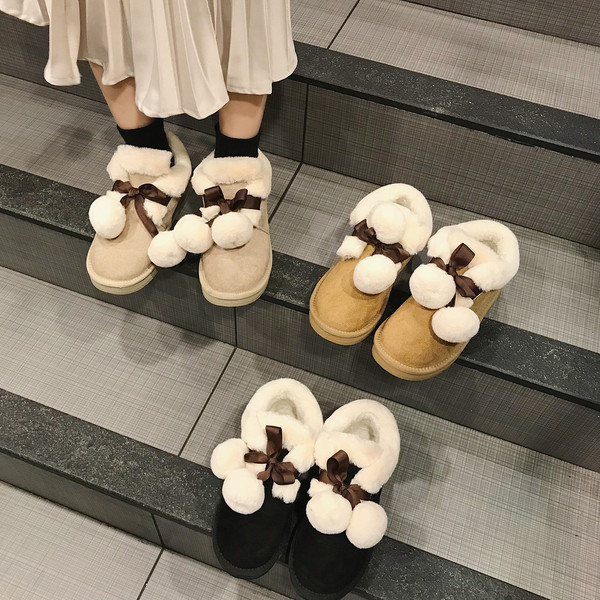 Női pehelycsizma három színben