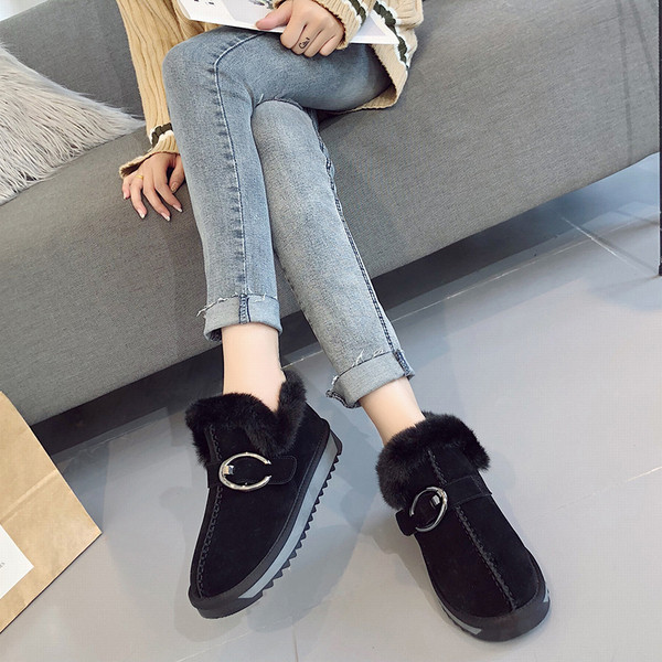 Modern női csizma két színben - barna és fekete