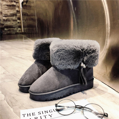 Bojttal és pehellyel ellátott női csizma három színben