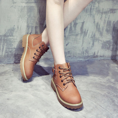 Vastag talpú női csizma három színben